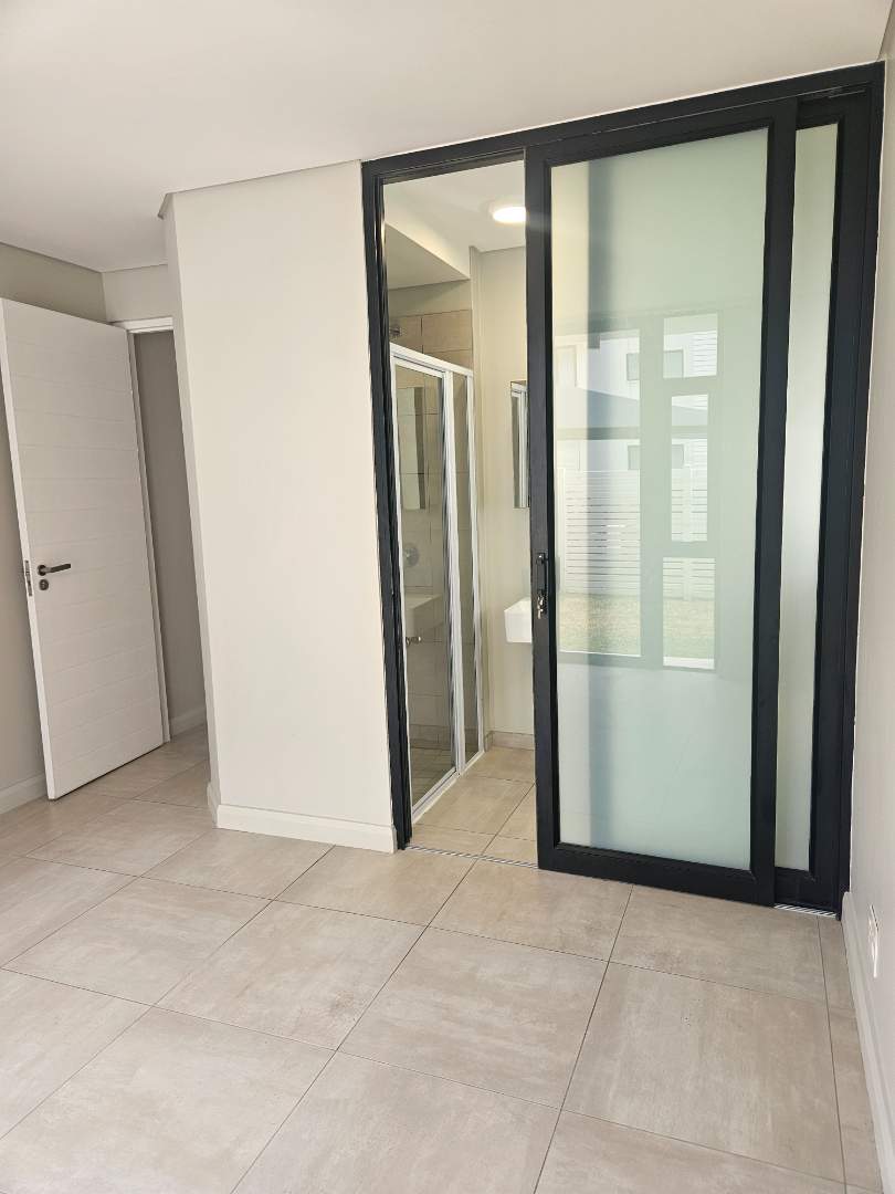 To Let 3 Bedroom Property for Rent in Summerstrand Eastern Cape